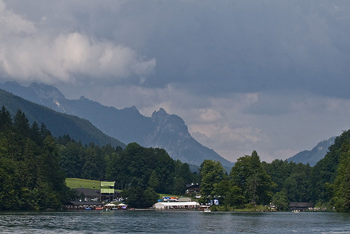 ... eine Fahrt auf dem Königsee - wo sich gerade ein Gewitter zusammenbraut