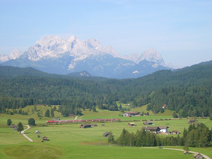 Für Ernst: Eisenbahn vor Karwendel
