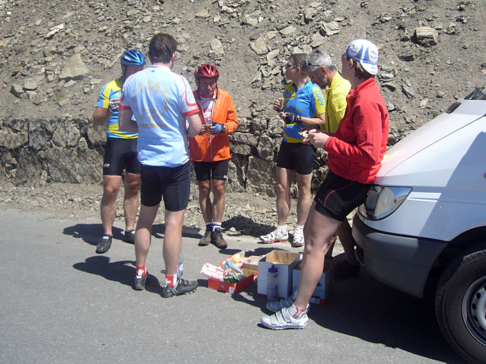 Betriebsstoffe für den "Motor"