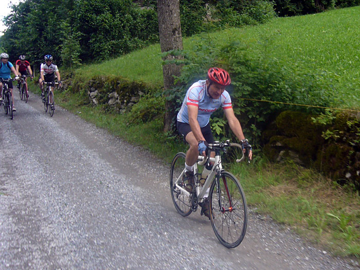 Schotter bekamen wir auch noch unter die Räder