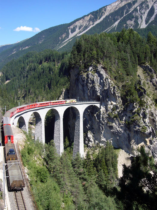 Da fährt der Zug rein ...