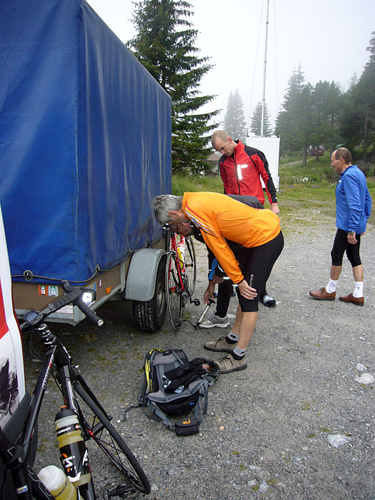Die Räder werden betriebsbereit gemacht