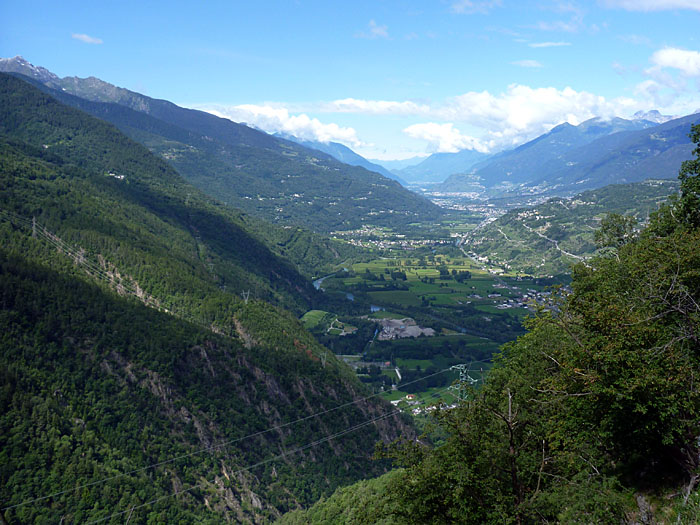 ... von dort unten sind wir schon nach oben gestiegen