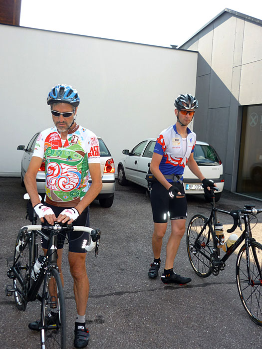 Sepp, Björn und Reini fahren zur Abwechslung mit dem Rad