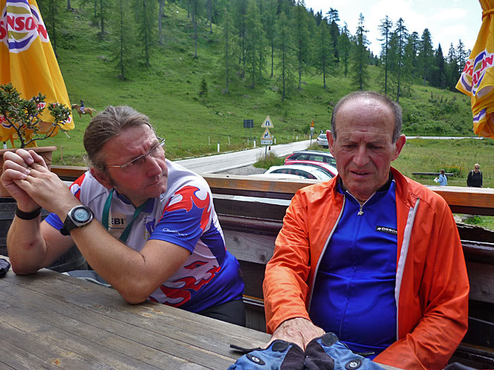 Warten auf den Cappuccino