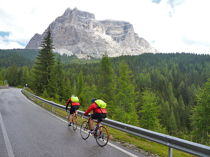 Kurz vor der Passhöhe ...