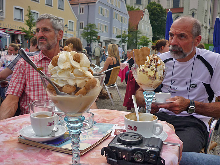 Eis schmeckt auch wenn man nicht mit dem Rad fährt ;-)