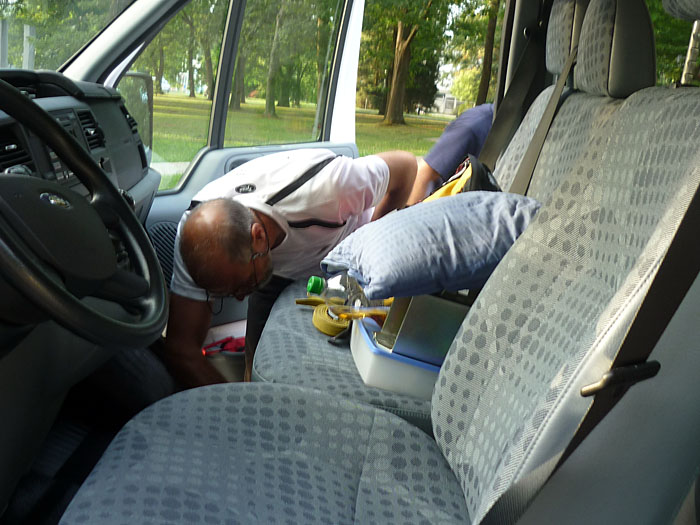 Wolfgang wischt vorne ...