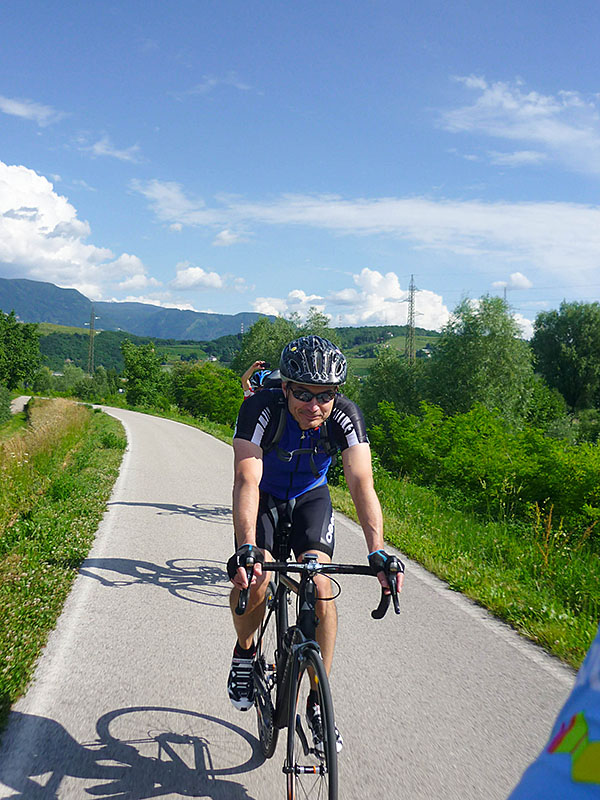 Gemeinsame Fahrt auf dem Etschtalradweg