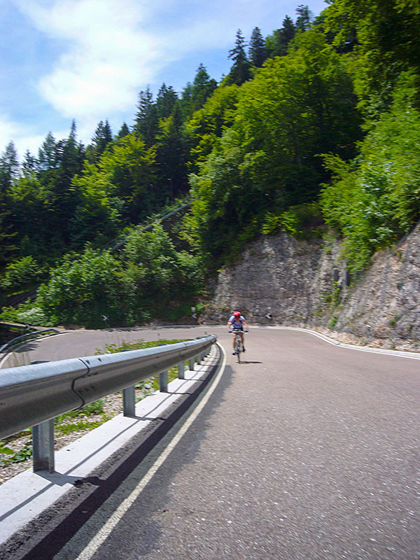 Auf den letzten Kehren vor der Passhöhe
