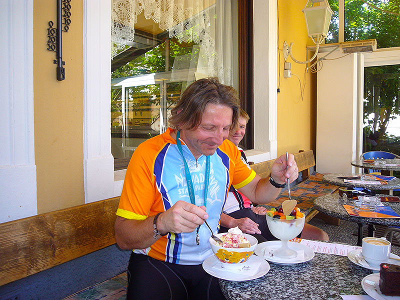 ... so mancher bekommt vom Eis nicht genug ;-)