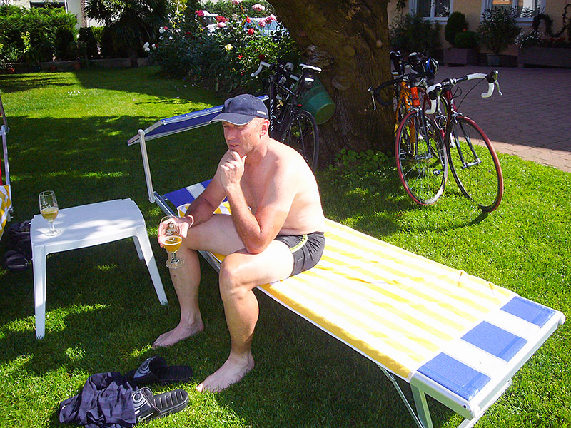 ... und in Ruhe das Radler genießen