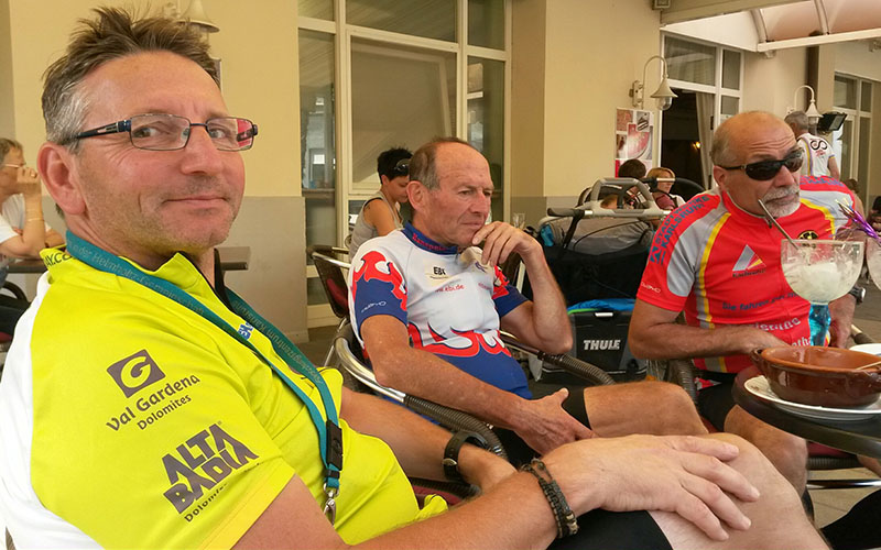 Eis geschluckt, alle zufrieden ;-)