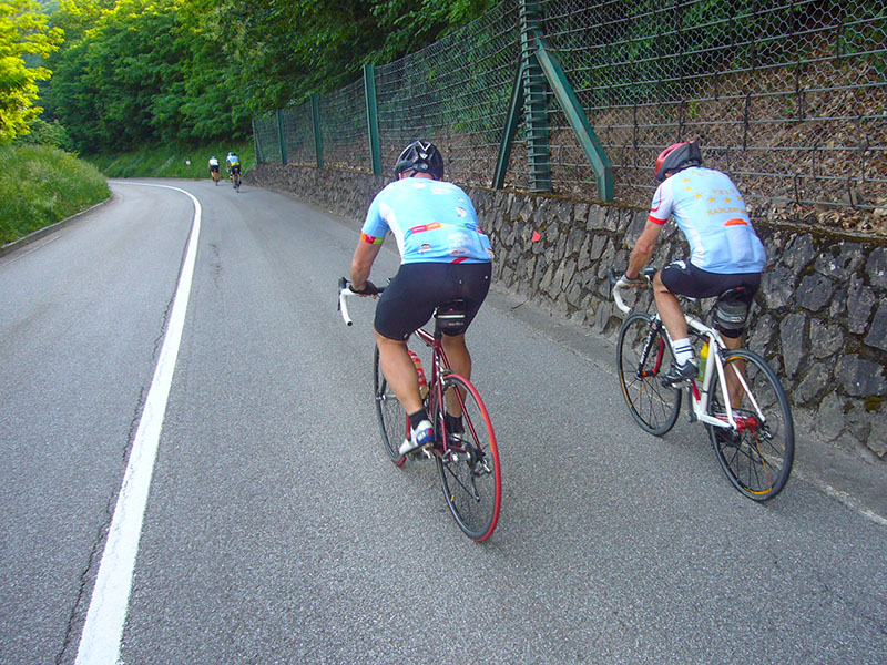 Immer weiter steigen wir hinauf ...