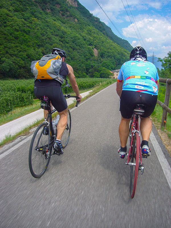 Auf dem Etschtalradweg Richtung Bozen