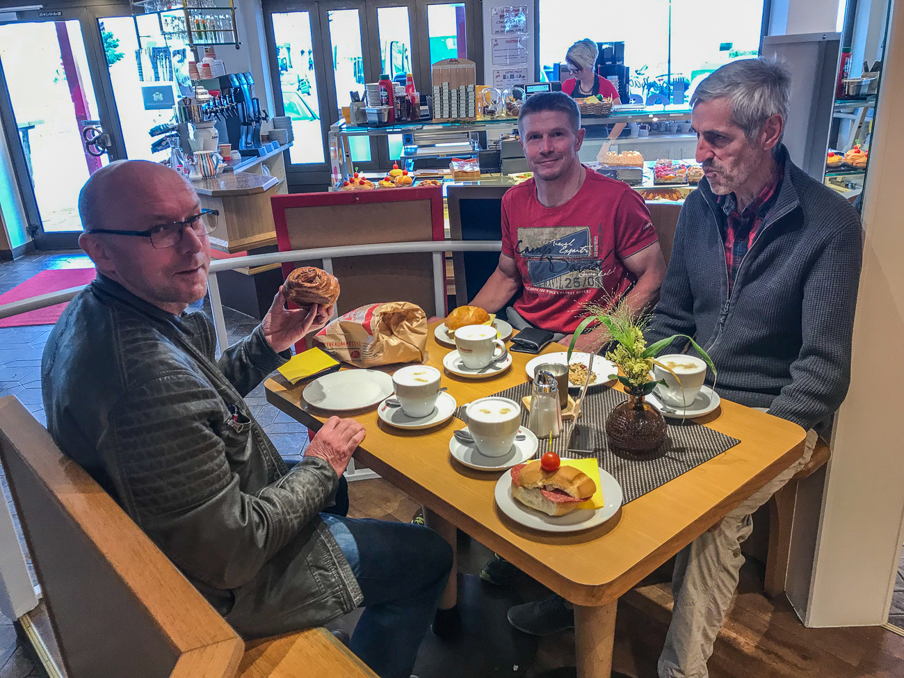 Pause in unserer Stamm-Bäckerei in Nesselwang