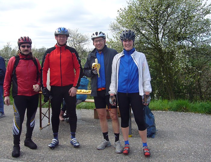 Silvia bei den Vorbereitungen