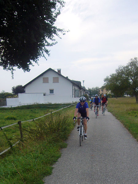 Zur Abwechslung mal ein glatter Wirtschaftsweg