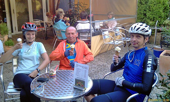 Eis essen in Staffort