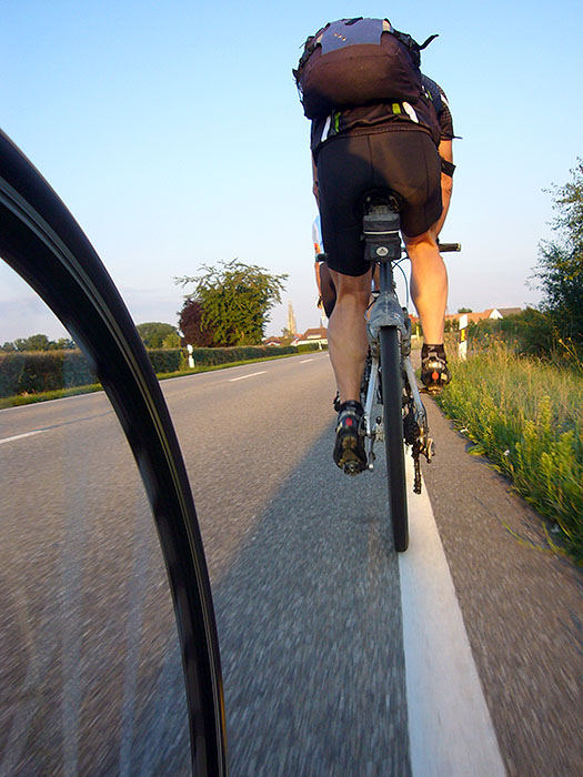 Pickup-Klaus lässt sich die Sonne auf den Pötter scheinen ;-)