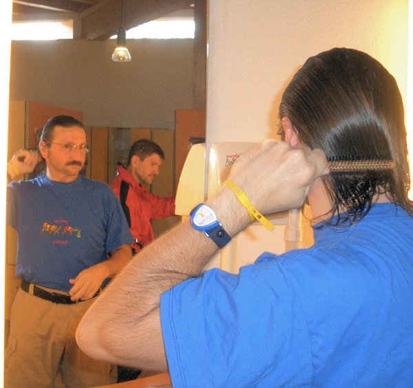 Nach dem Schwimmbad m&uuml;ssen wir uns wieder stylen ...