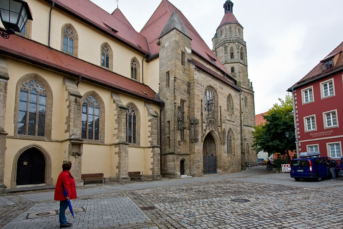 Die 1327 geweihte St. Andreaskirche ist die Hauptkirche der Stadt Weissenburg