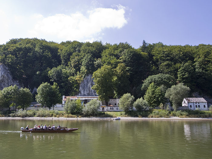 Die Einsiedelei Klösterl, mit Höhlenkirche und kleiner Kapelle