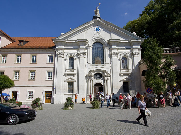 Das Portal der Klosterkirche