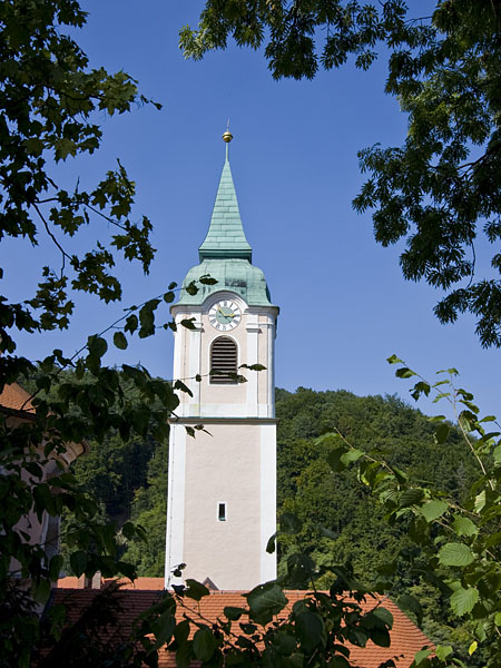 Der Kirchturm des Klosters