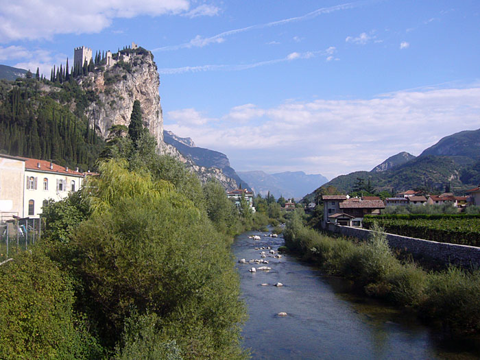 Blick auf die Burg über Arco