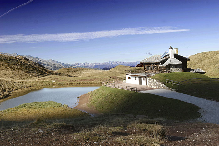 Baita Segantini von hinten