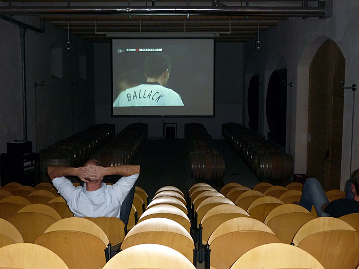 Das Haus ist genauso voll wie die Stra&szlig;en und Wege am Mendelpass ;-)