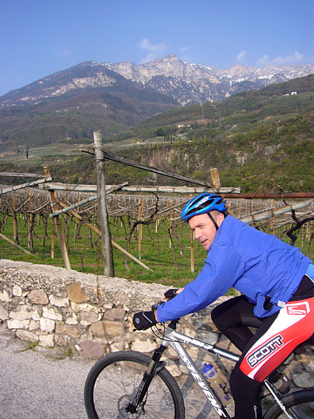 ... hier wird es langsam bergiger ...