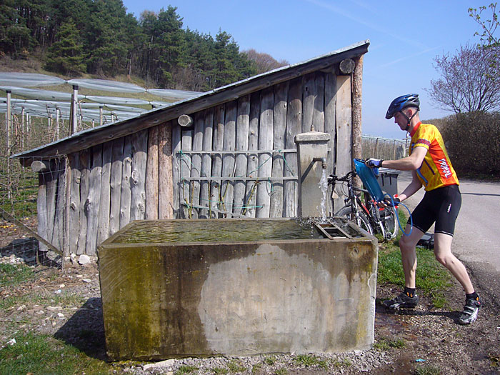 Trinkwasser nachf&uuml;llen