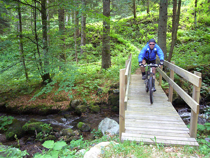 Br&uuml;cke statt Wasserdurchfahrt