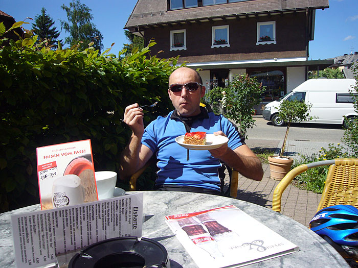 ... gibt es nat&uuml;rlich Kuchen ...