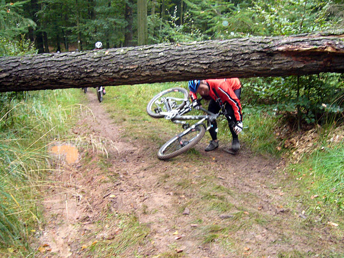 Oben dr&uuml;ber w&auml;re eleganter ;-)