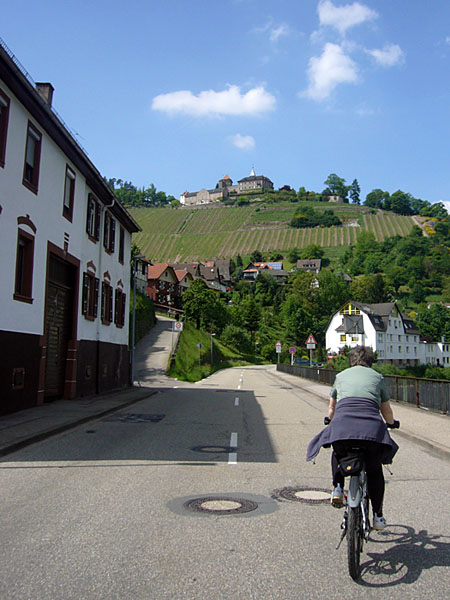 Schloss Eberstein, hoch &uuml;ber Gernsbach