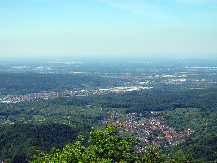 Blick vom Bernsteinfels ins Rheintal