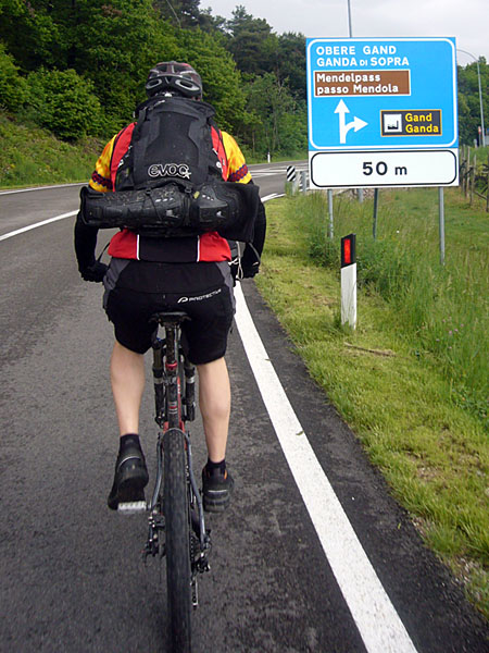 Erstmal zum Mendelpass hinauf