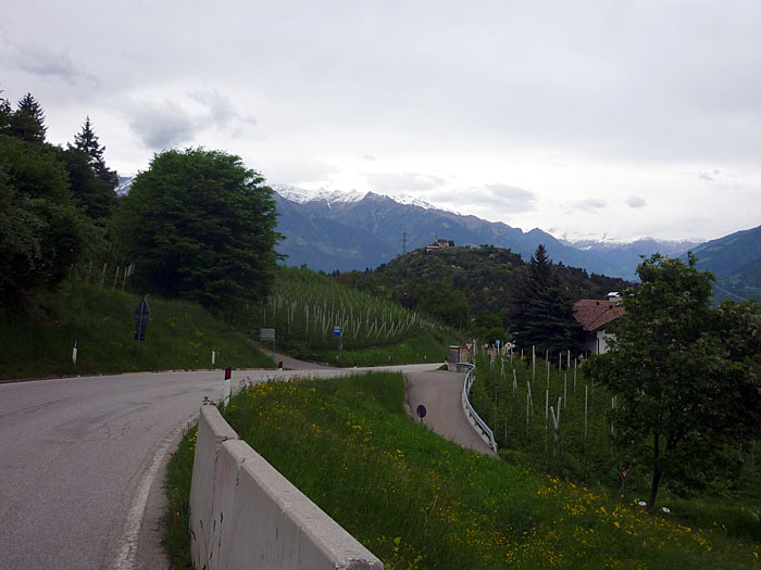 Nun kommen 18 Kilometer Abfahrt ins Etschtal