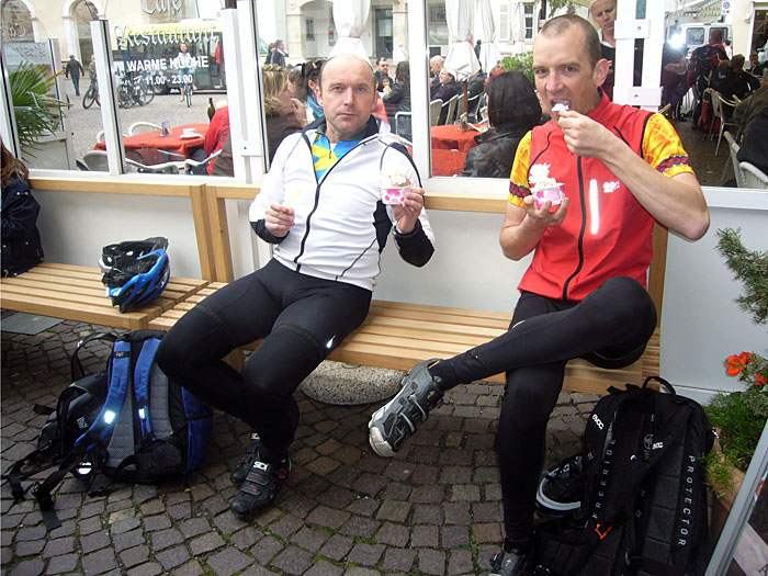 ... als Vorspeise zum obligatorischen Innerhofer-Eis ;-)