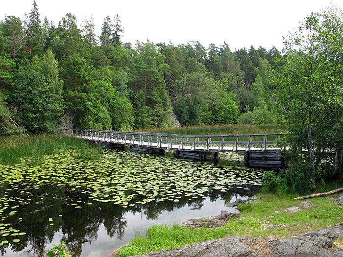 ... &uuml;ber eine schmale Stelle des Sees