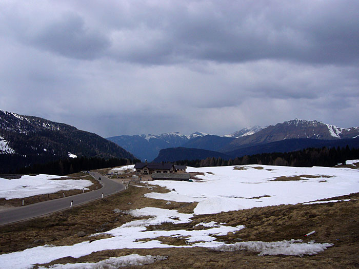 Von dort hinten her sind wir raufgefahren