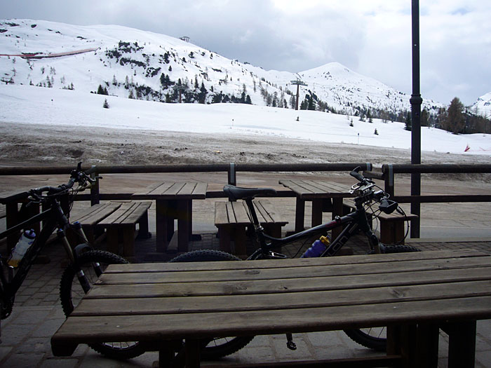 Die R&auml;der m&uuml;ssen drau&szlig;en frieren