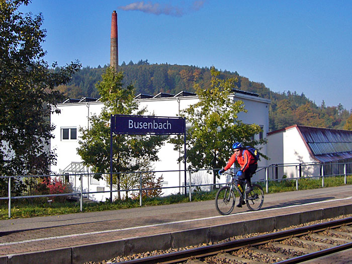 Reini kommt am Treffpunkt an