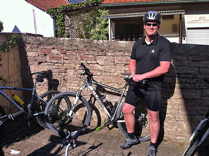 Waldi und sein neues Cube