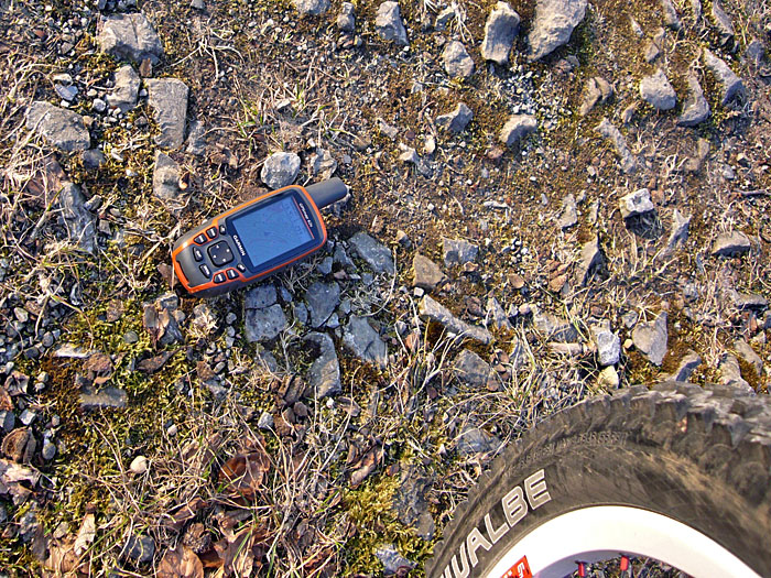 Auf ruppiger Strecke hatte ich das GPS verloren :-( Nach 1,5 km zur&uuml;ck bergauf habe ich es zum Gl&uuml;ck wieder gefunden ;-)