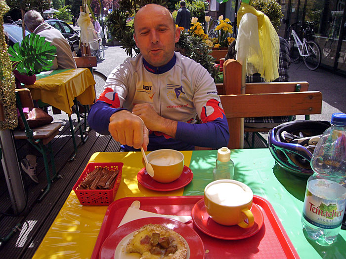 Bleib blos weg von meinem Kuchen ;-)