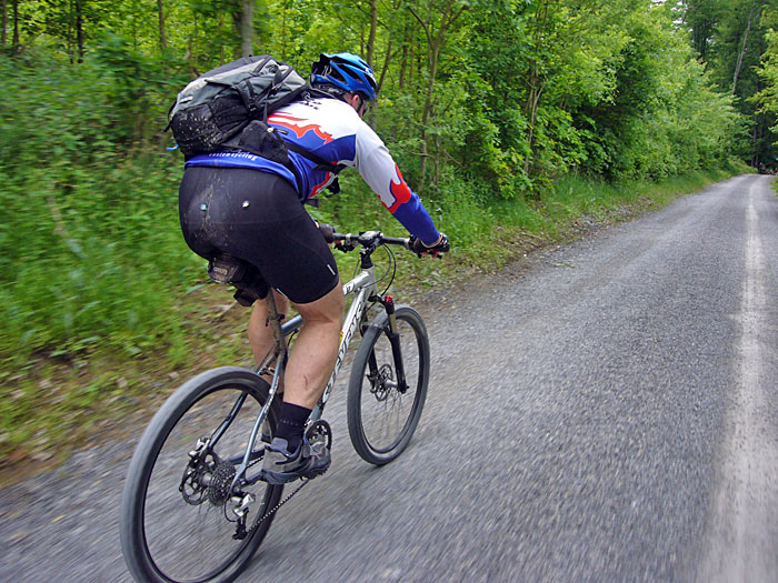 &Uuml;ber den Graf-Rhena-Weg ...